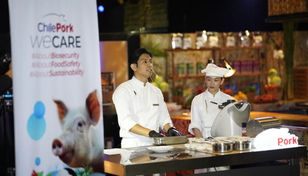 ChilePork delights the Philippines at Its annual event in Manila